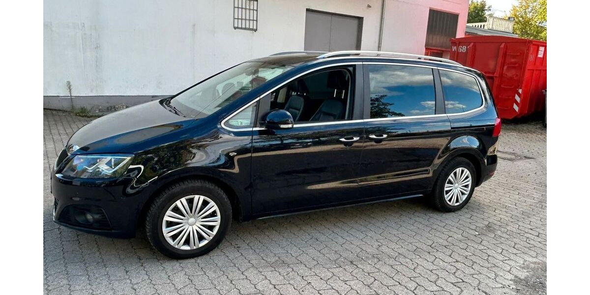 Seat Alhambra 211.300 km 9.990 &euro; München 80686