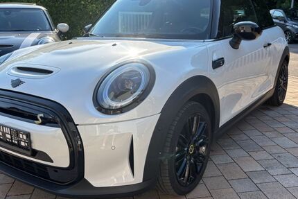 Mini Cooper SE 12.980 km 23.595 &euro; Harxheim/ Mainz 55296