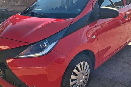 Toyota Aygo 74.000 km 7.500 &euro; Bitterfeld 06803