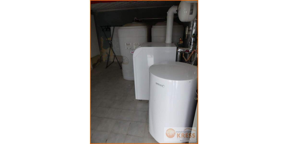 Einfamilienhaus Sinntal Mottgers - 8 Zimmer, 200 m&sup2;, 305.000&euro; | Angebot:24780950