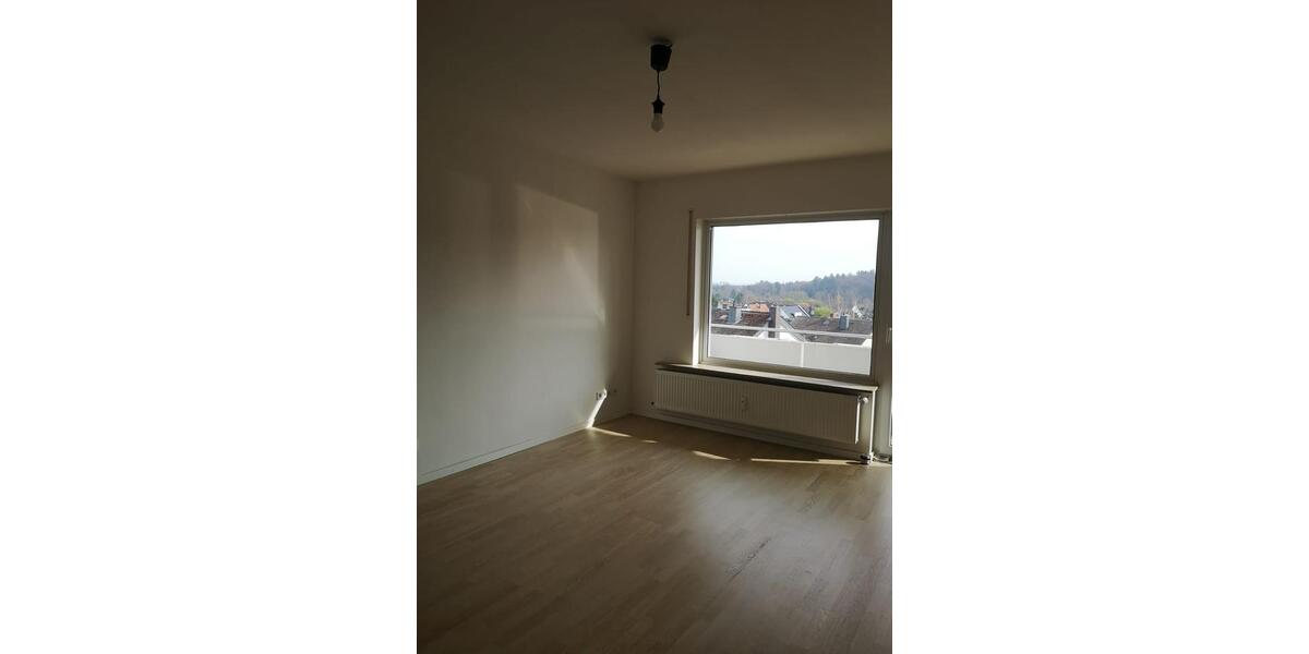 Etagenwohnung Bad Nauheim - 3 Zimmer, 81 m&sup2;, 335.000&euro; | Angebot:26885811