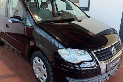 VW Touran 264.261 km 4.490 &euro; Henstedt-Ulzburg (bei Hamburg) 24558