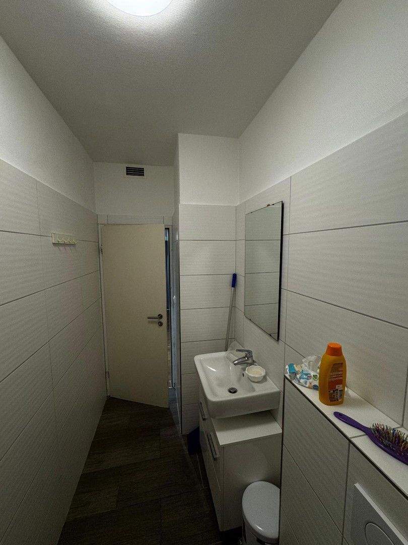 Große 5-Zimmer-Wohnung Etage in zentraler Lage von Bremen - WG 5 zimmer