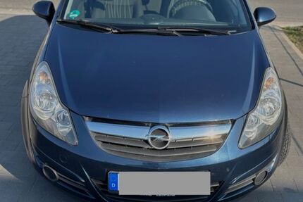 Opel Corsa 113.000 km 2.900 &euro; Zwenkau 04442