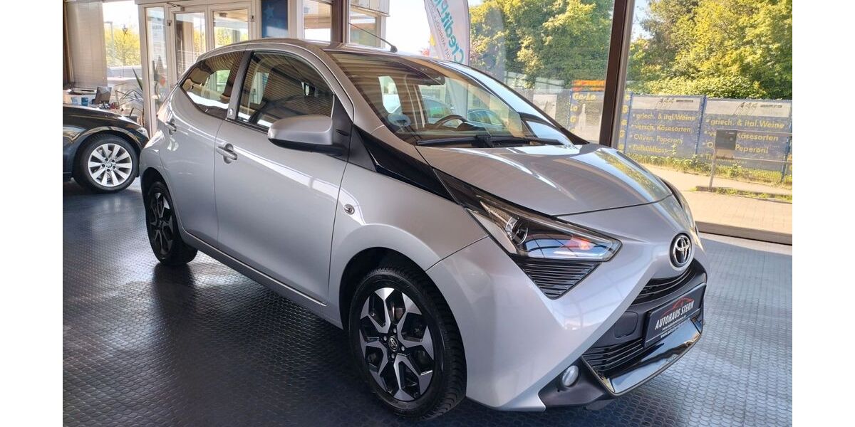 Toyota Aygo (X) 74.600 km 10.500 &euro; Bremen 28201