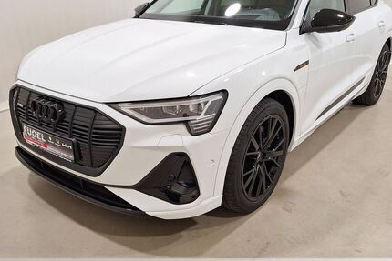 Audi e-tron 41.960 km 31.899 &euro; Dresden 01157