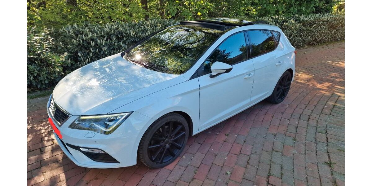 Seat Leon 137.360 km 13.890 &euro; Cloppenburg 49661
