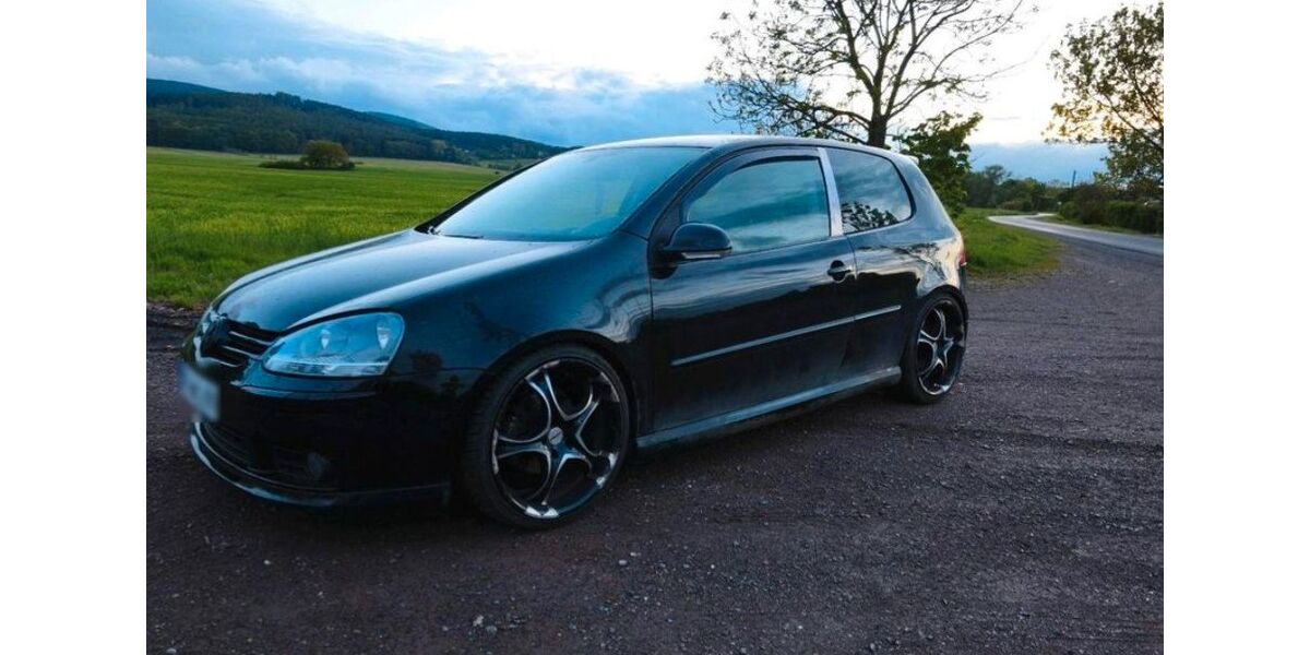VW Golf 140.000 km 2.300 &euro; Teuchern 06682