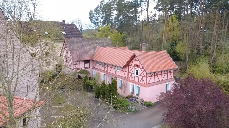 Mehrfamilienhaus, Wohnhaus Georgensgmünd - 8 Zimmer, 173 m&sup2;, 350.000&euro; | Angebot:26987351