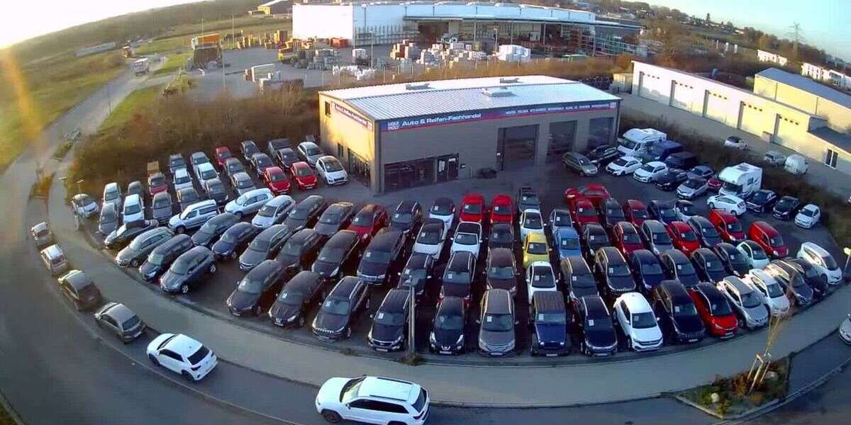 Dacia Logan 97.000 km 8.950 &euro; Bad Segeberg 23795