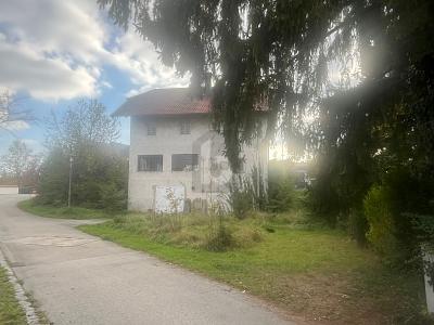 BAUVORHABEN IN BESTE LAGE MIT ALTBESTAND - Grundstück Fridolfing | Angebot:26160034