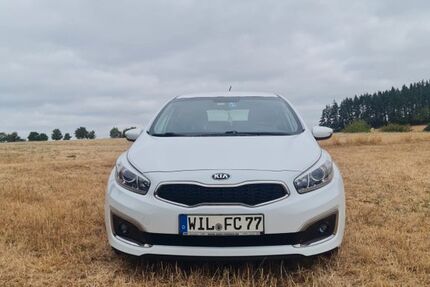 Kia ceed / Ceed 214.000 km 5.800 &euro; Minderlittgen 54518