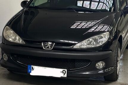 Peugeot 206 168.000 km 1.600 &euro; Düsseldorf 40477
