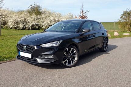Seat Leon 39.970 km 19.900 &euro; Hamburg - Wedel 22880