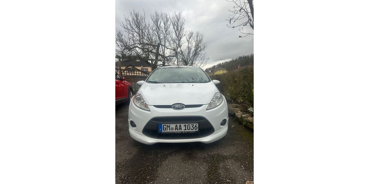 Ford Fiesta 283.000 km 1.999 &euro; Bad säckingen 79731