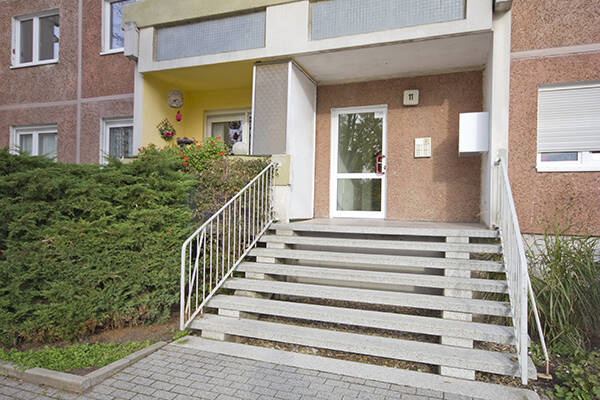Etagenwohnung Halle (Saale) Silberhöhe - 3 Zimmer, 56 m&sup2;, 269&euro; | Angebot:26378601