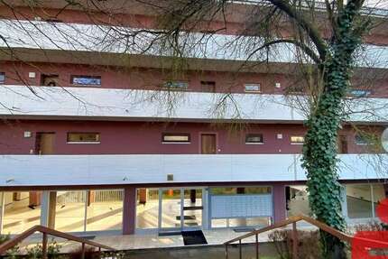 Wohnung zum Kaufen in Höchberg 243.000 € 97 m² 4 zimmer