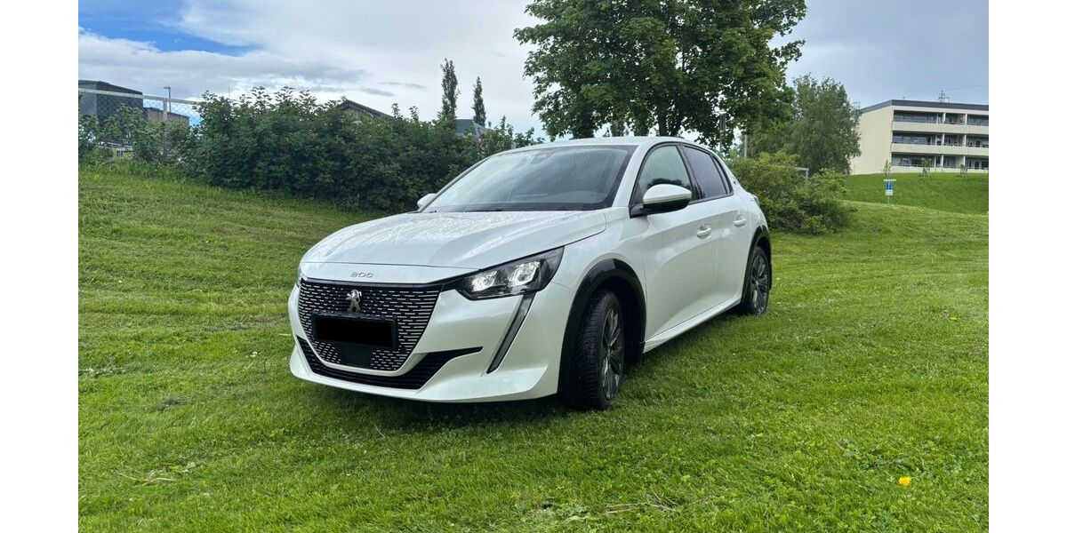 Peugeot e-208 44.800 km 16.200 &euro; Finsterwalde 03238