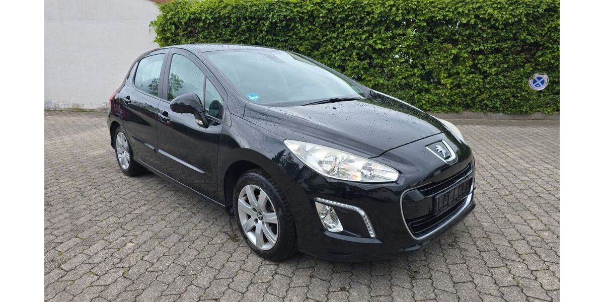 Peugeot 308 215.000 km 1.999 &euro; Garching 85748