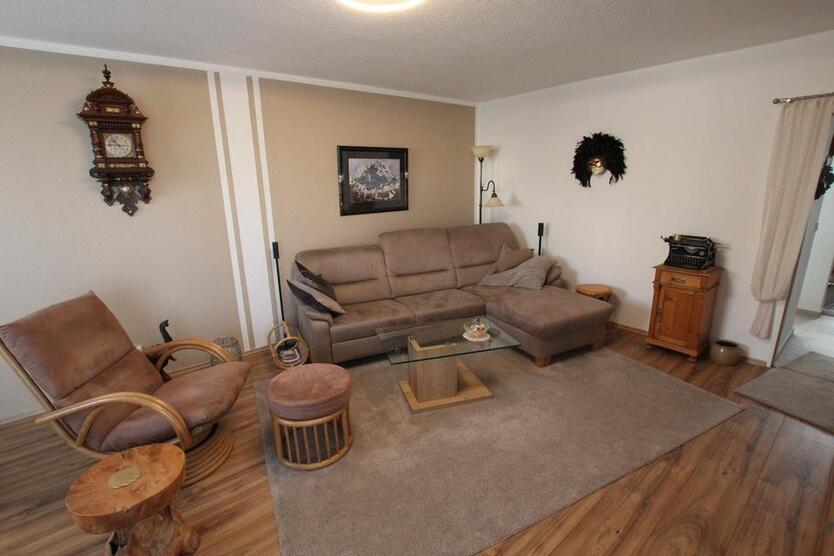 schöne 3 Zimmer Wohnung im Falkenhagener Feld