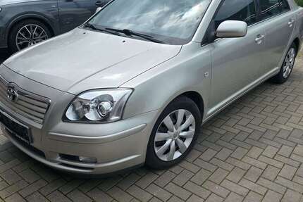 Toyota Avensis 103.540 km 4.900 &euro; Ramstein-Miesenbach 66877