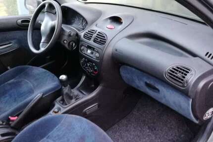 Peugeot 206 187.000 km 750 &euro; Waldalgesheim 55425