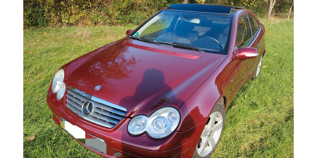 Mercedes-Benz C 180 104.000 km 3.000 &euro; Nister 57645
