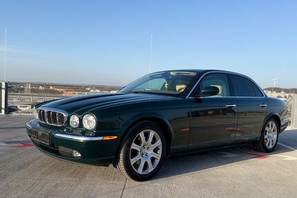 Jaguar XJ 187.000 km 15.999 &euro; München 80933