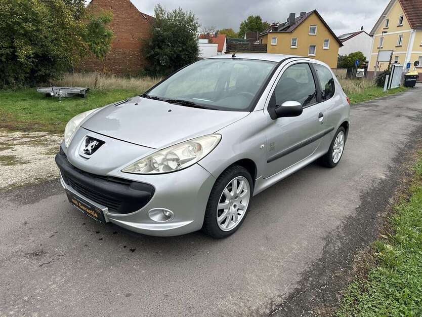 Peugeot 206 179.000 km 2.490 € Friedrichsdorf/Köppern 61381