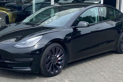 Tesla Model 3 79.847 km 30.750 &euro; Dieburg 64807