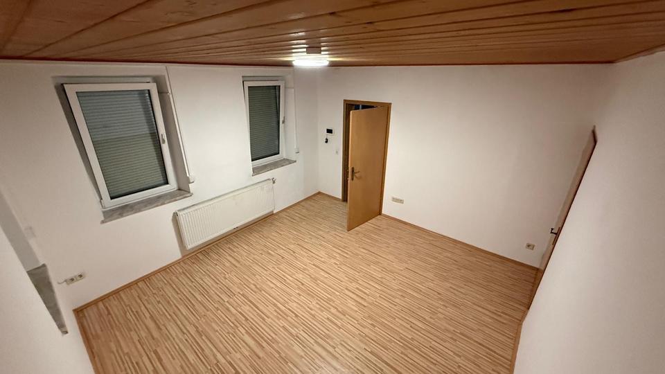 Etagenwohnung Brackenheim - 1 Zimmer, 42 m&sup2;, 950&euro; | Angebot:25294140