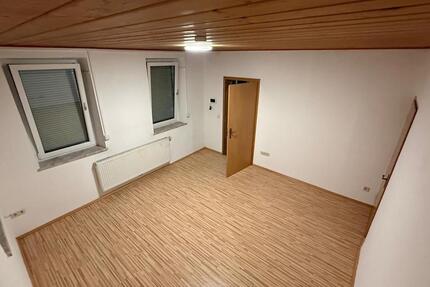 Wohnung Brackenheim - 1 Zimmer, 42 m&sup2;, 950&euro; | Angebot:25294140