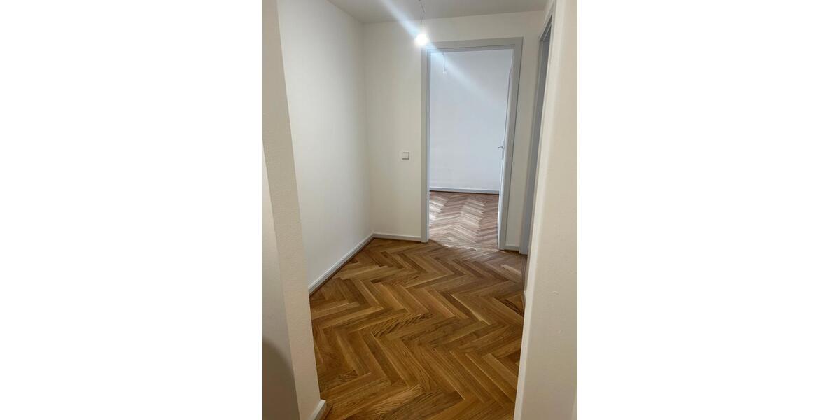 Dachgeschoßwohnung Stuttgart Stuttgart-West - 3 Zimmer, 90 m&sup2;, 1.880&euro; | Angebot:24977365