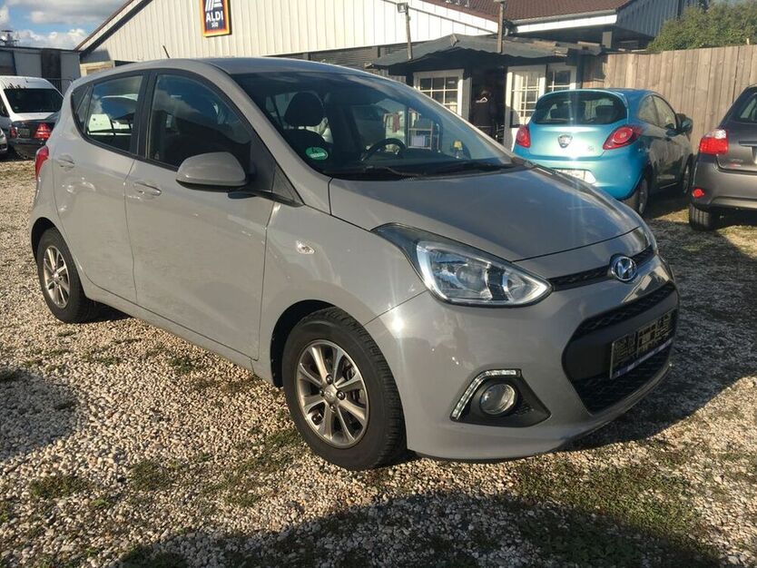 i10