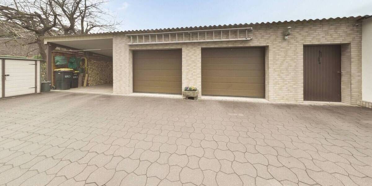 Mehrfamilienhaus, Wohnhaus Holzminden - 1 Zimmer, 350 m&sup2;, 357.000&euro; | Angebot:25940219