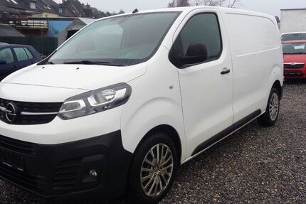 Opel Vivaro 108.000 km 12.950 &euro; Alsdorf 52477