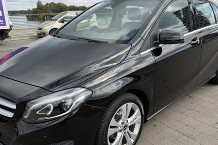 Mercedes-Benz B 180 147.000 km 10.900 &euro; Hennigsdorf 16761