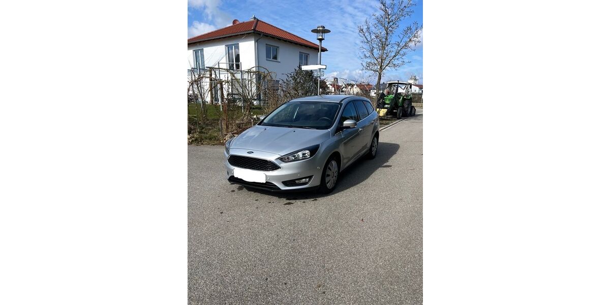 Ford Focus 30.060 km 11.900 &euro; Sünching 93104