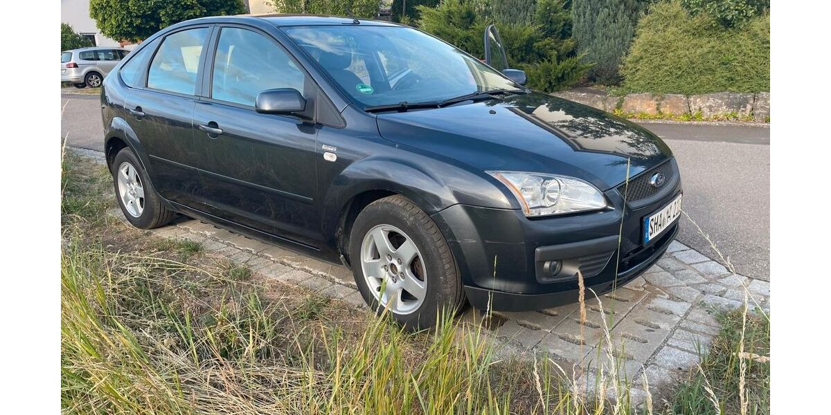 Ford Focus 175.000 km 2.750 &euro; Braunsbach 74542