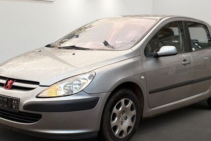 Peugeot 307 98.044 km 1.999 &euro; Berlin 12681