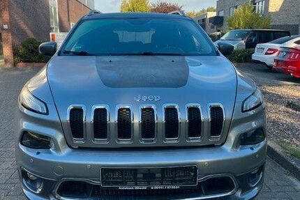 Jeep Cherokee 83.538 km 12.490 &euro; Diepholz 49356