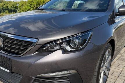 Peugeot 308 142.700 km 7.999 &euro; Bitterfeld 06749