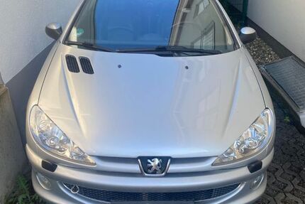 Peugeot 206 143.500 km 1.200 &euro; Bergisch Gladbach 51467