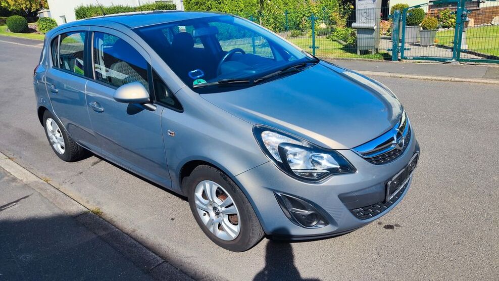 Opel Corsa 100.000 km 4.700 € Friedewald 36289