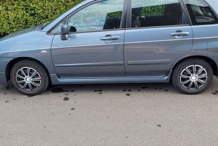 Suzuki Liana 147.144 km 2.500 &euro; Datteln 45711