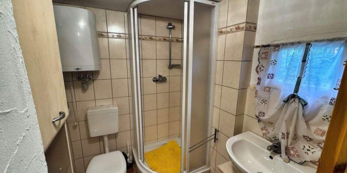 Mehrfamilienhaus, Wohnhaus Erfurt Möbisburg-Rhoda - 1 Zimmer, 23 m&sup2;, 29.000&euro; | Angebot:25304031