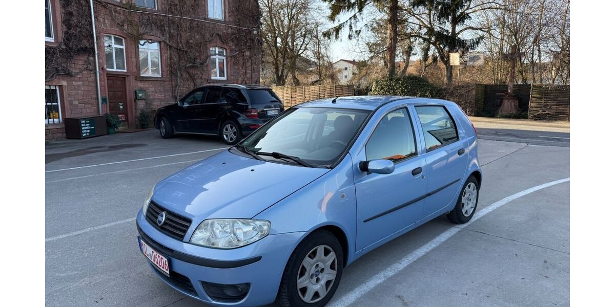 Fiat Punto 137.500 km 2.999 &euro; Miltenberg 63897