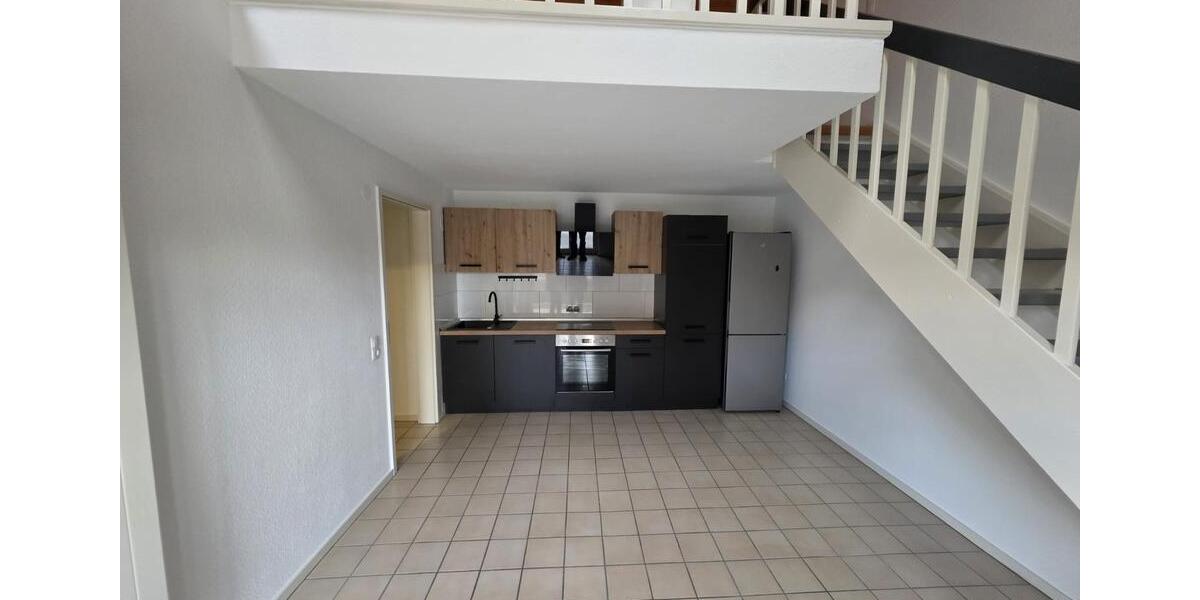 Zentrale Lage: Mini-Loft 58qm auf 2 Ebenen inkl. Stellplatz 2 zimmer