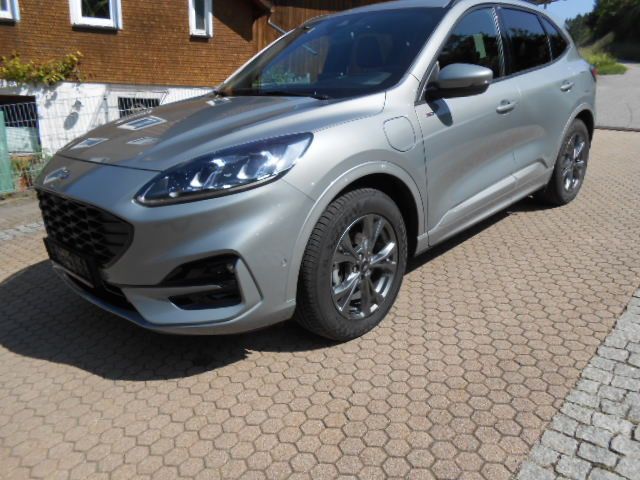 Ford Kuga 28.000 km 27.799 € Loßburg - Wälde 72290