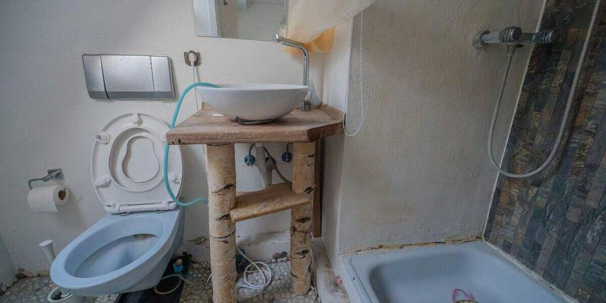 Altstadthaus mit bis zu 3 Wohneinheiten und Ladenfläche - jetzt bei realunis 9 zimmer